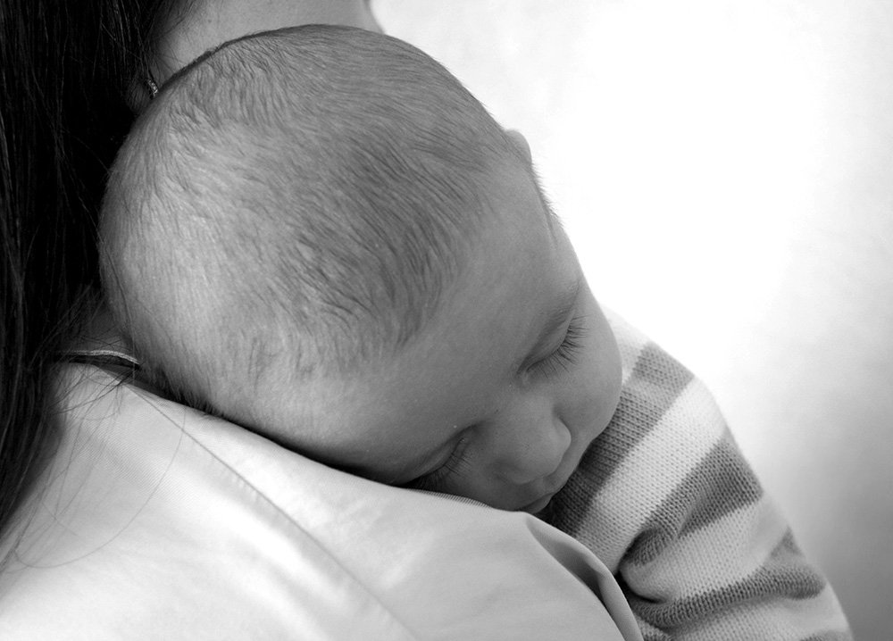 Fotografia Newborn a domicilio en Valencia Estilo minimalista - Albercoquet